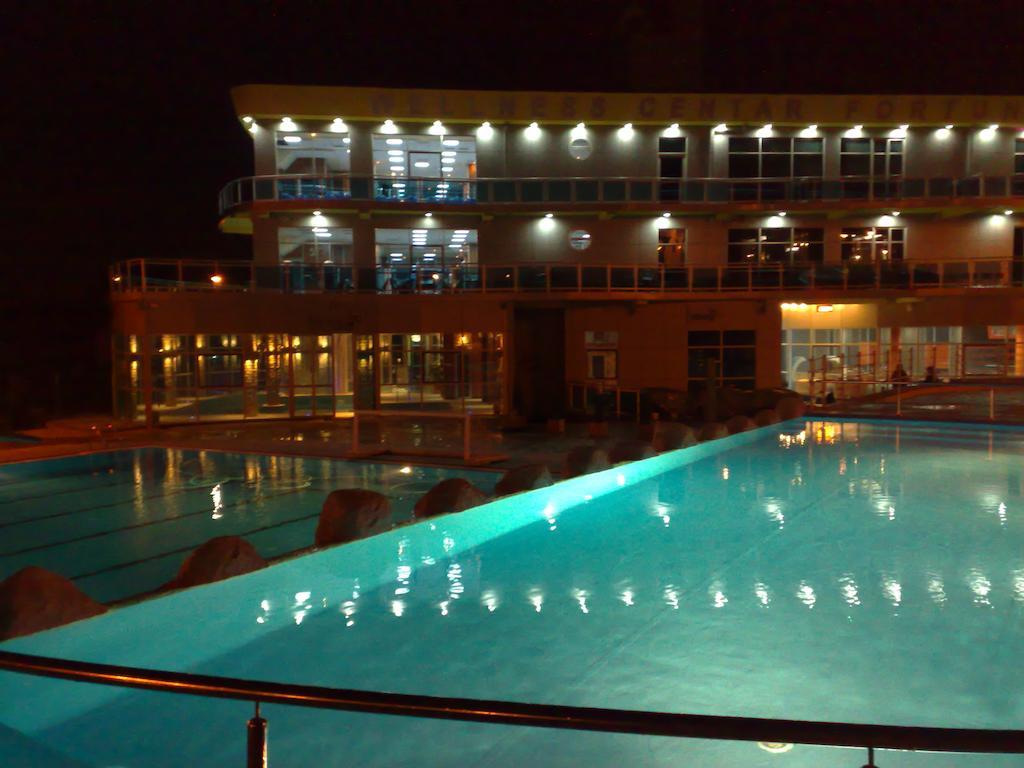 Hotel Fortuna Banja Luka Extérieur photo