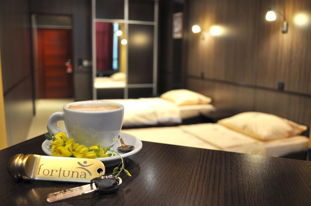 Hotel Fortuna Banja Luka Extérieur photo