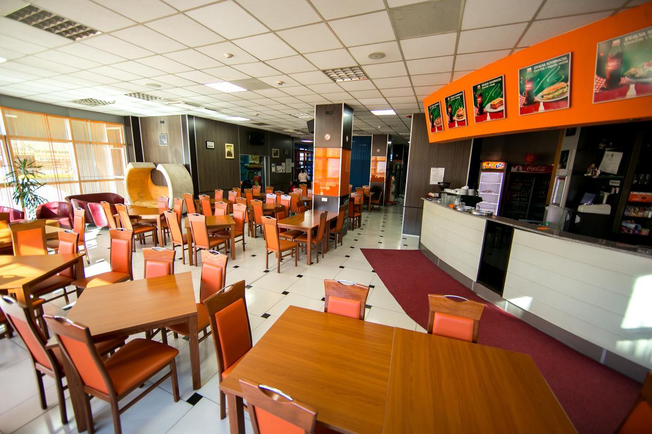 Hotel Fortuna Banja Luka Extérieur photo